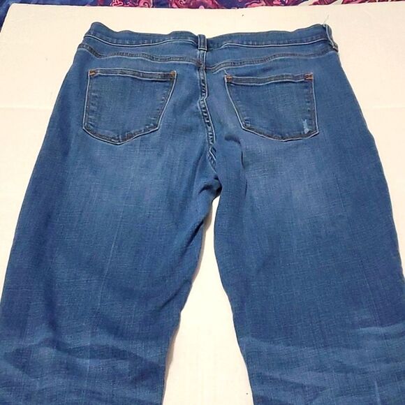 J. Crew Factory Medium Wash Distressed Mid Rise Straight Leg Jeans 27 - Picture 10 of 15